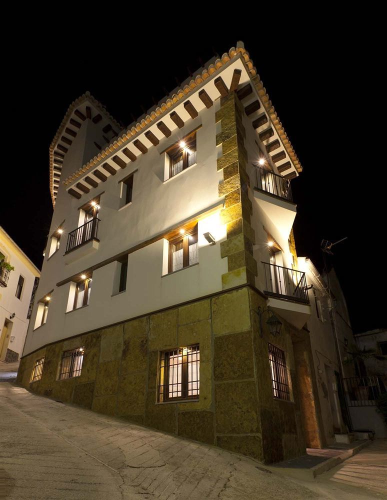 Apartamentos Turisticos Aguas De Víznar Eksteriør billede