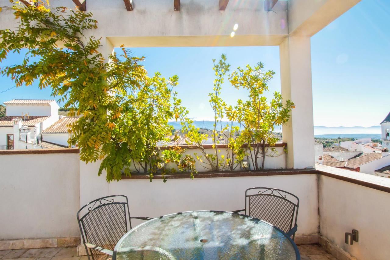 Apartamentos Turisticos Aguas De Víznar Værelse billede