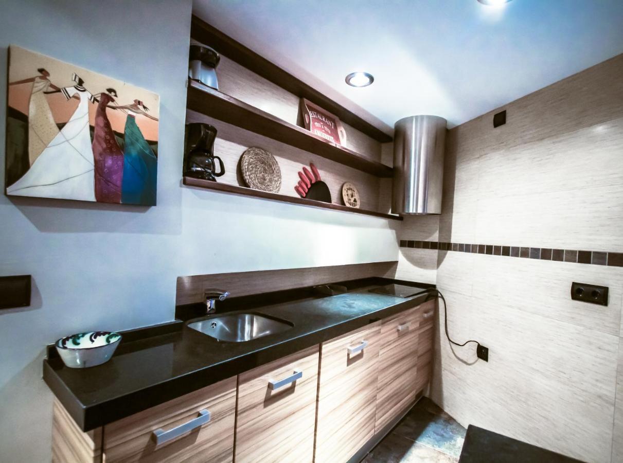 Apartamentos Turisticos Aguas De Víznar Eksteriør billede